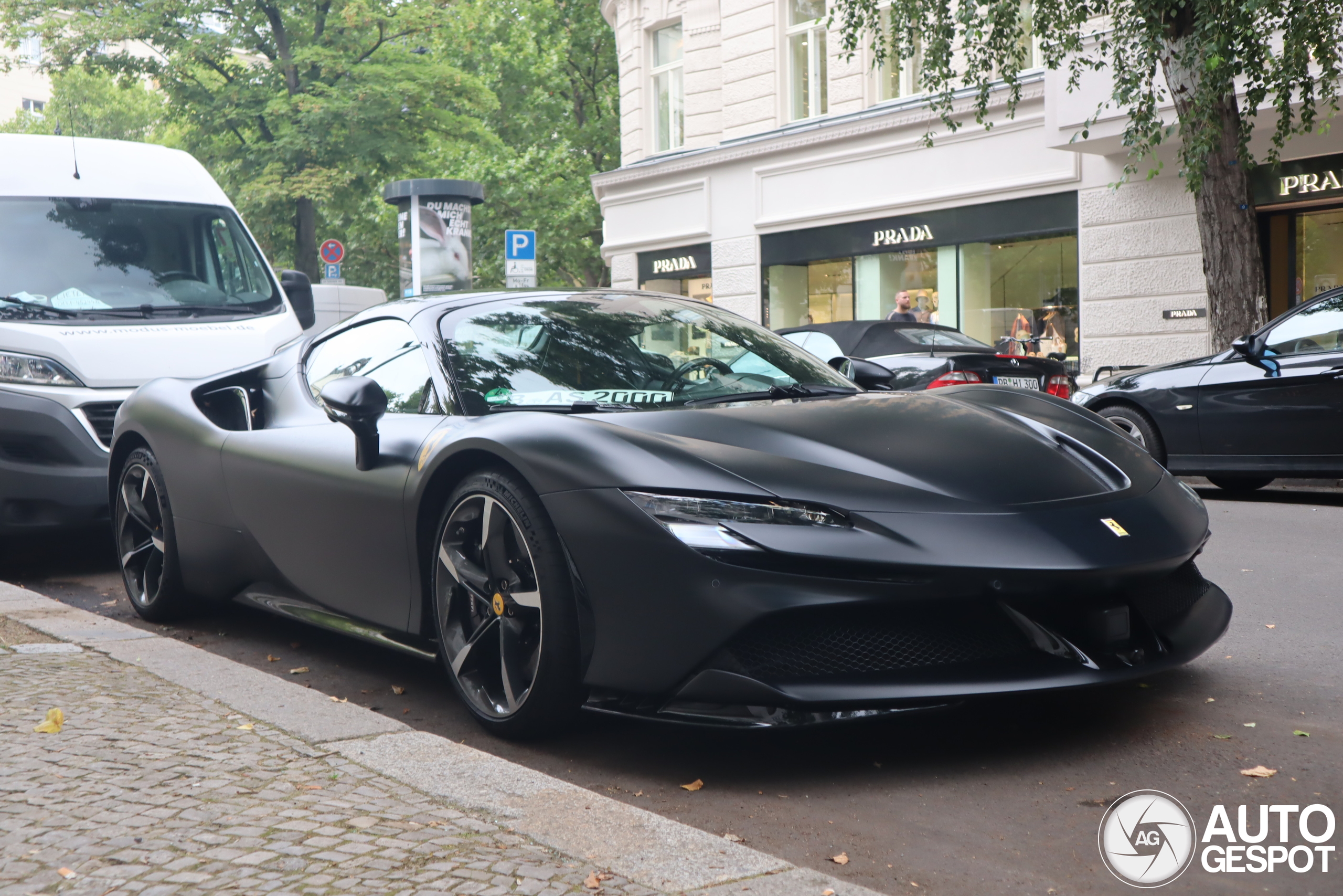 Ferrari SF90 Spider