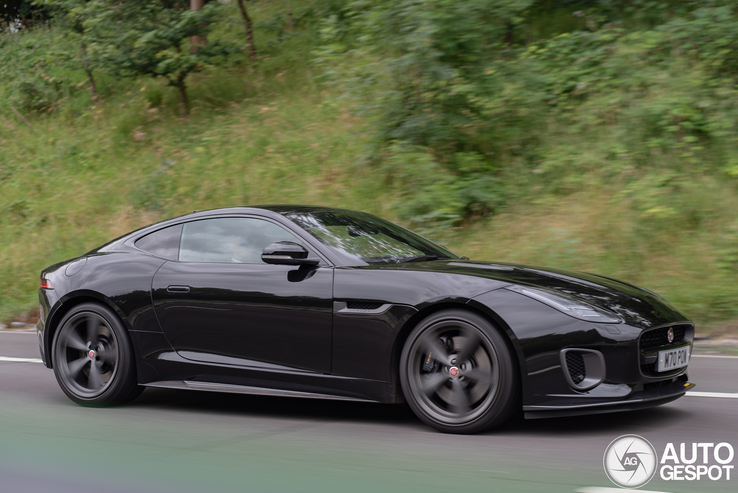 Jaguar F-TYPE 400 Sport Coupé