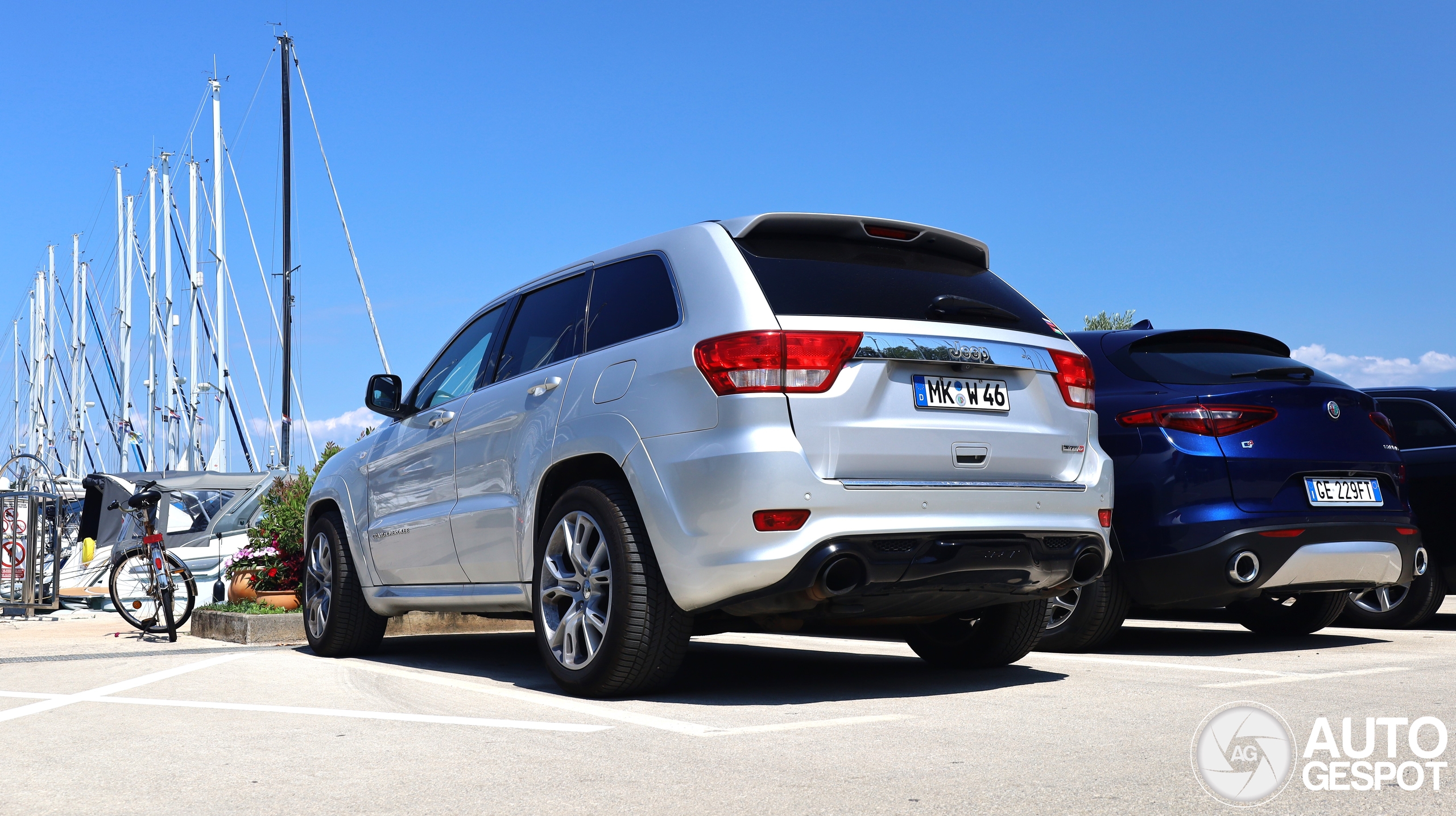 Jeep Grand Cherokee SRT-8 2012