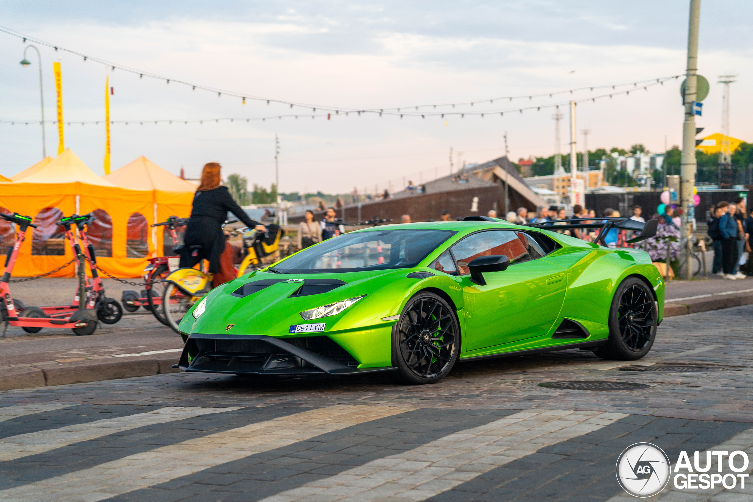 Lamborghini Huracán LP640-2 STO