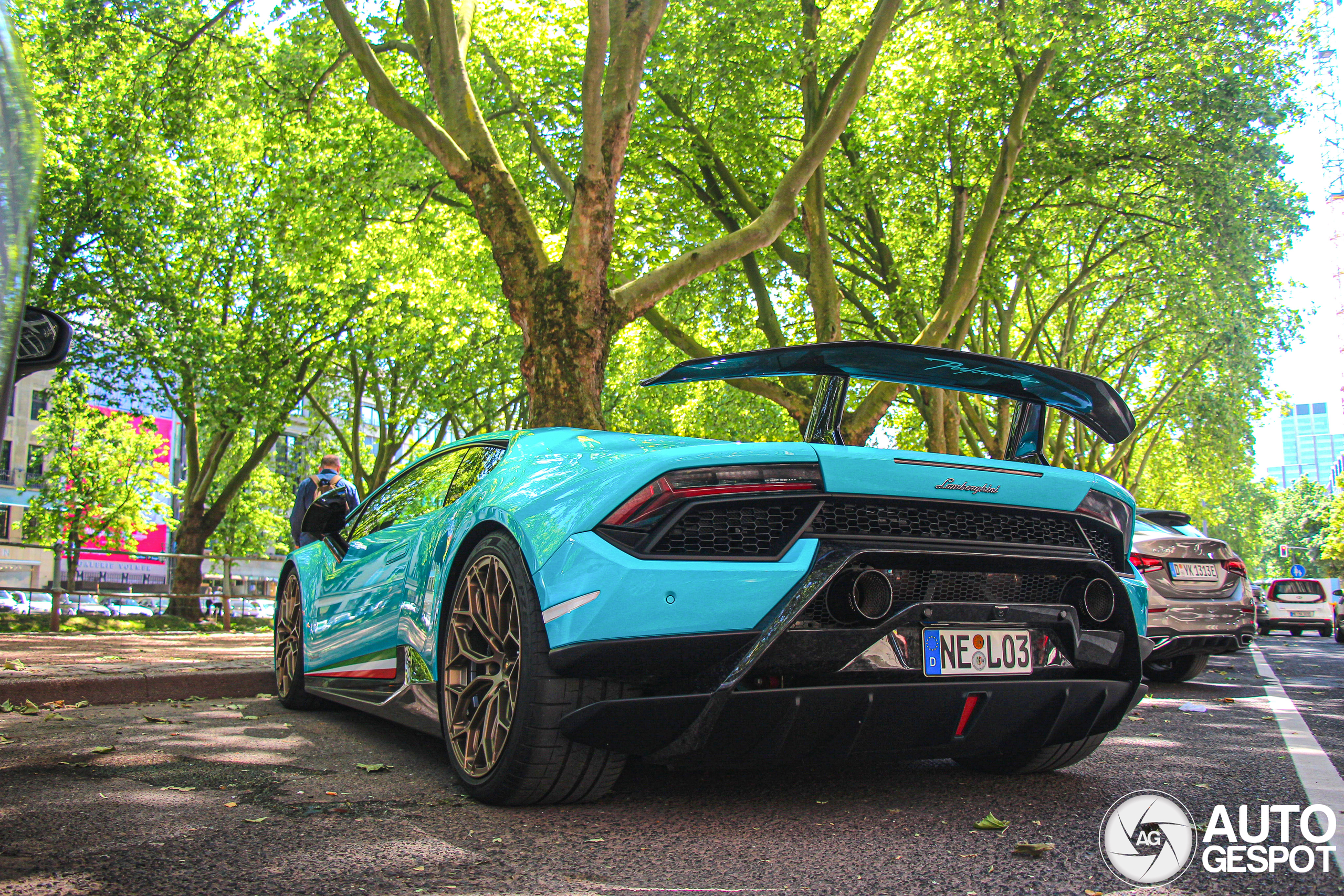 Lamborghini Huracán LP640-4 Performante