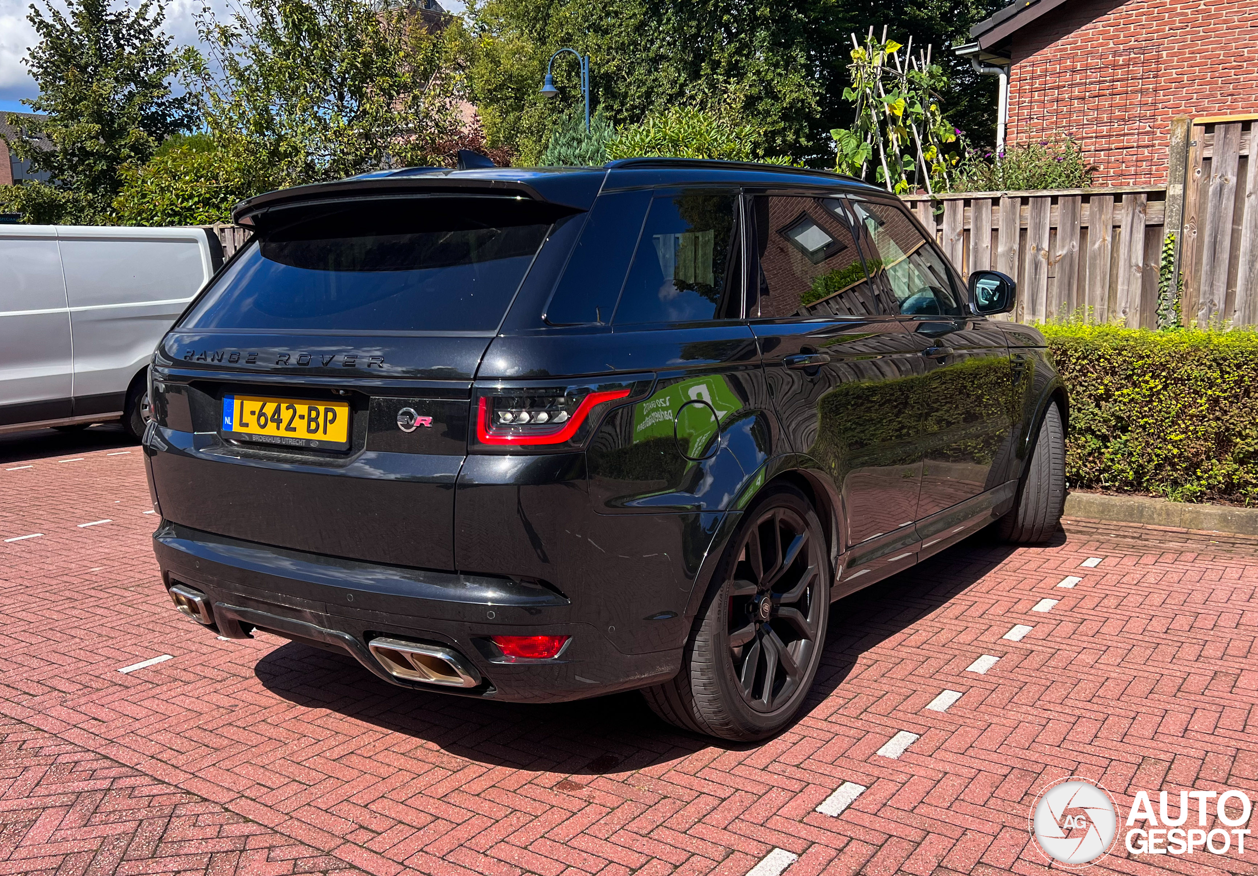 Land Rover Range Rover Sport SVR 2018