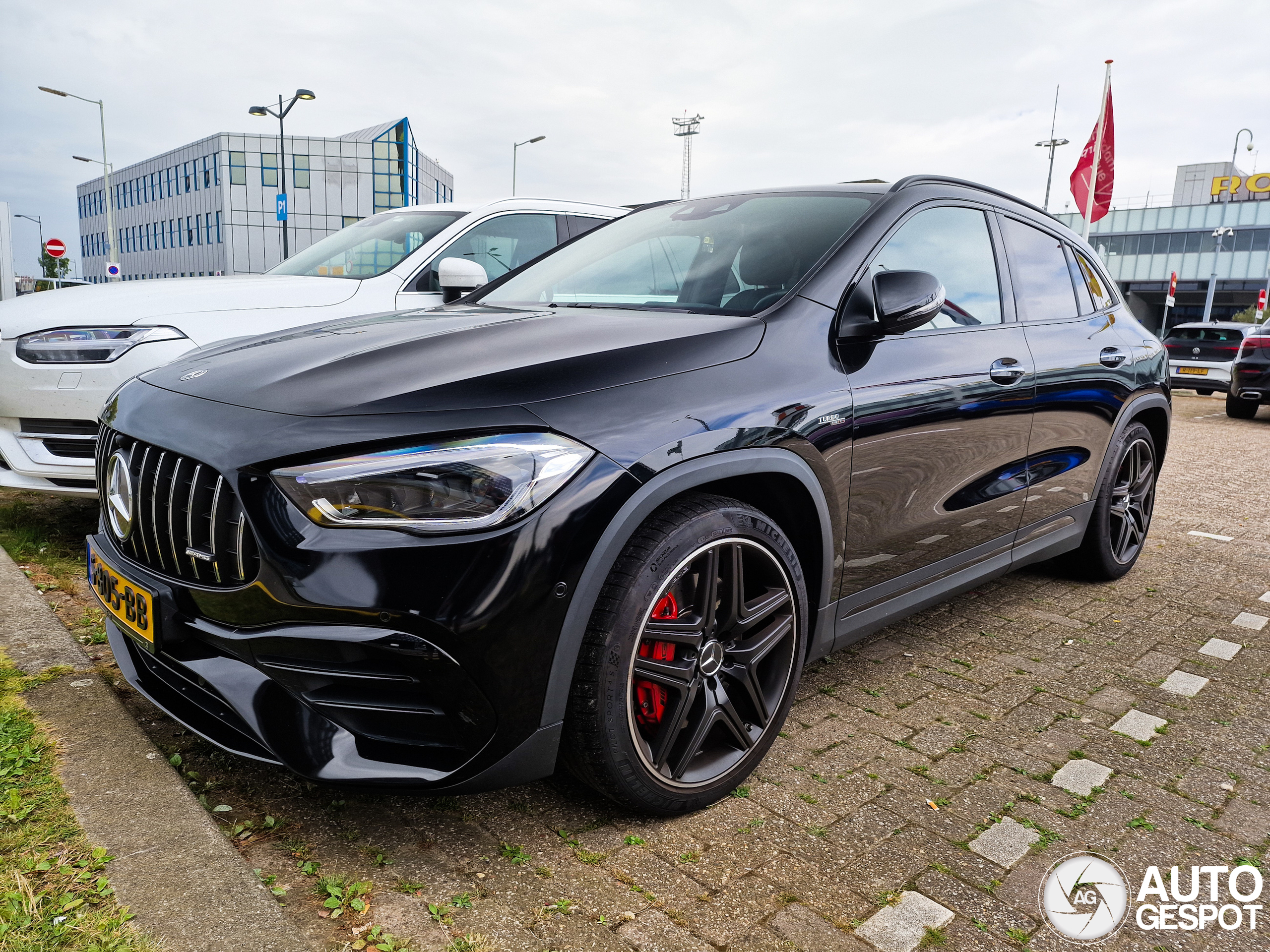 Mercedes-AMG GLA 45 S 4MATIC+ H247