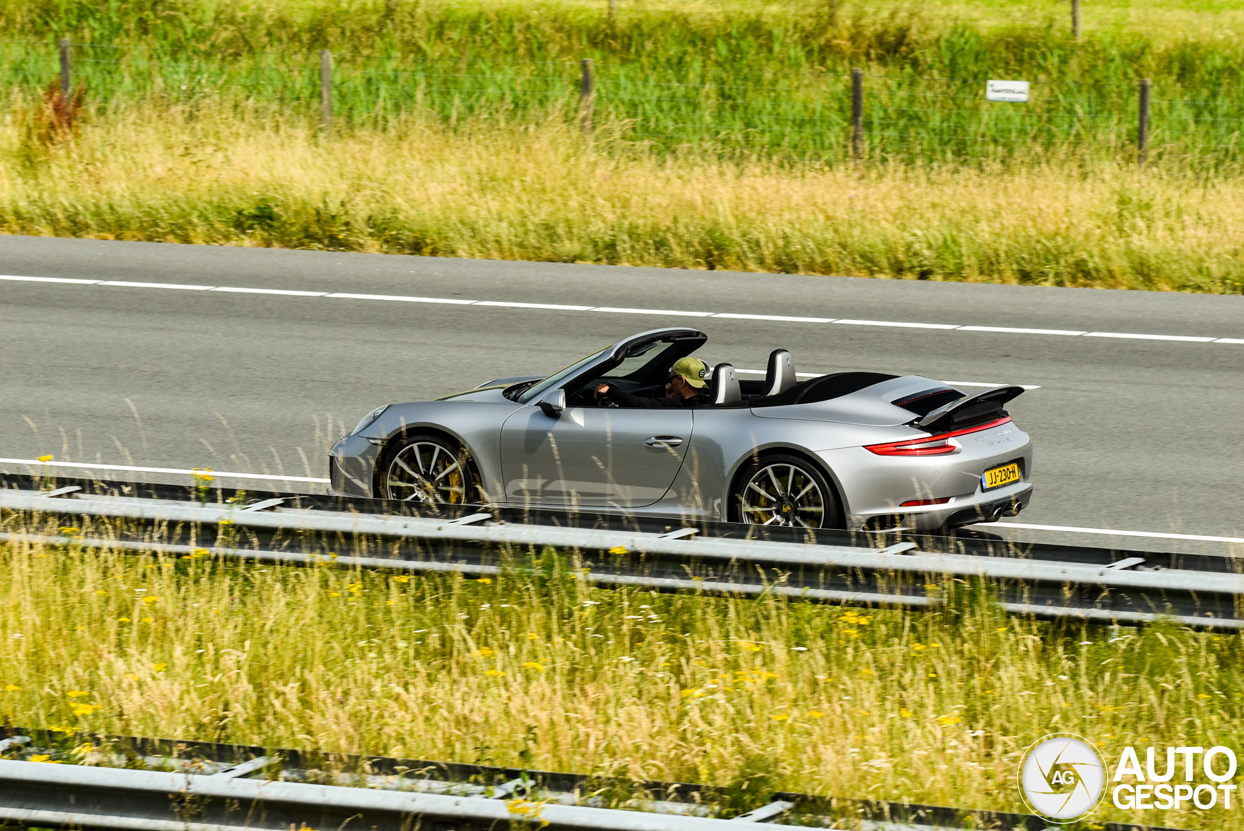 Porsche 991 Carrera 4S Cabriolet MkII