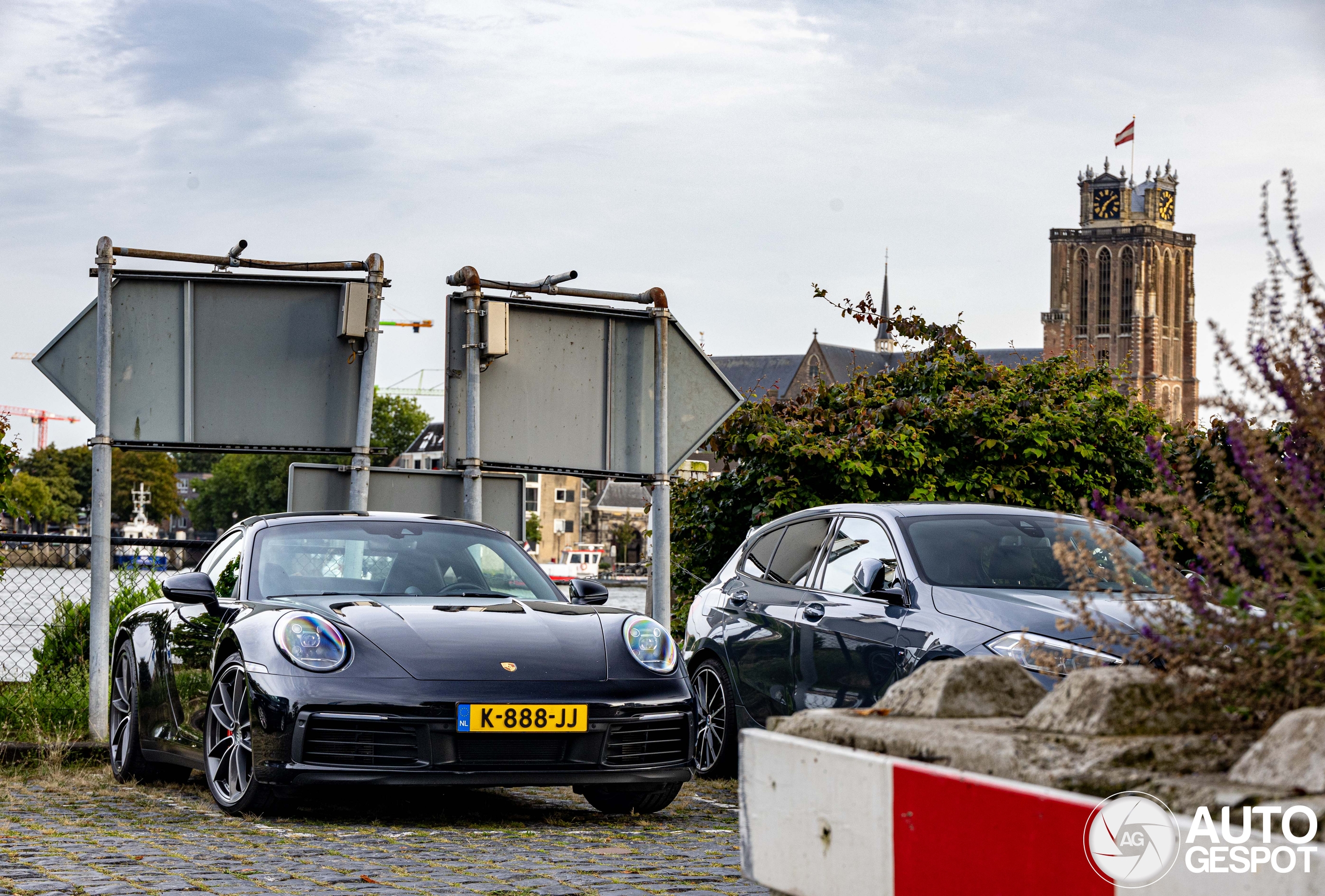 Porsche 992 Carrera 4S