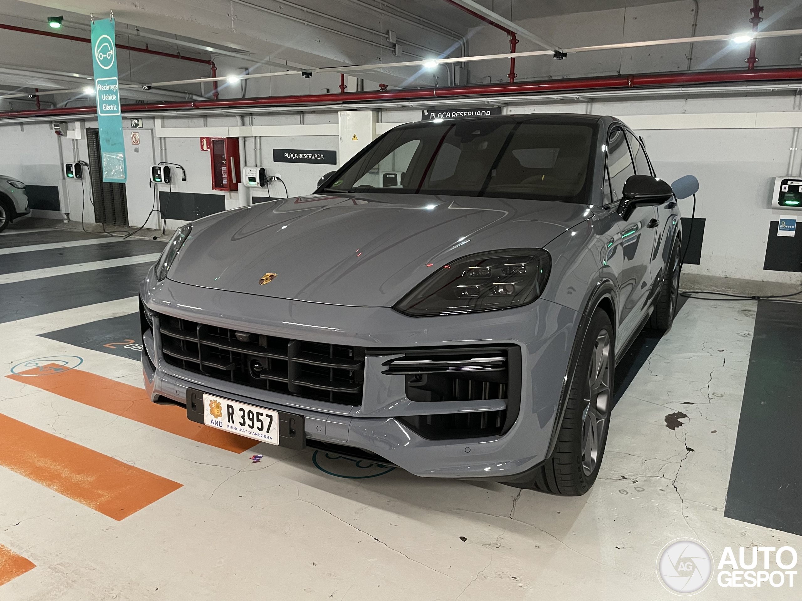 Porsche Cayenne Coupé Turbo E-Hybrid