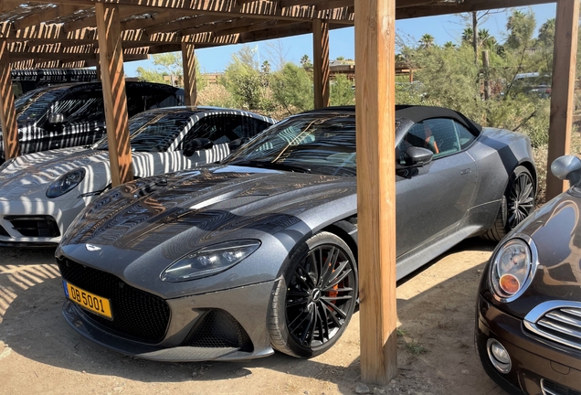 Aston Martin DBS Superleggera Volante