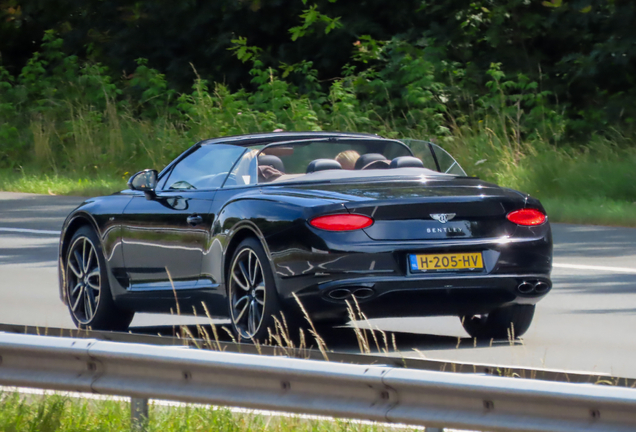 Bentley Continental GTC V8 2020