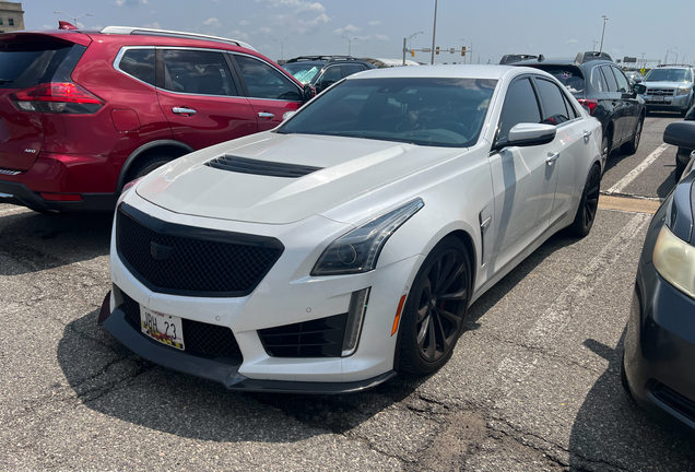 Cadillac CTS-V 2015