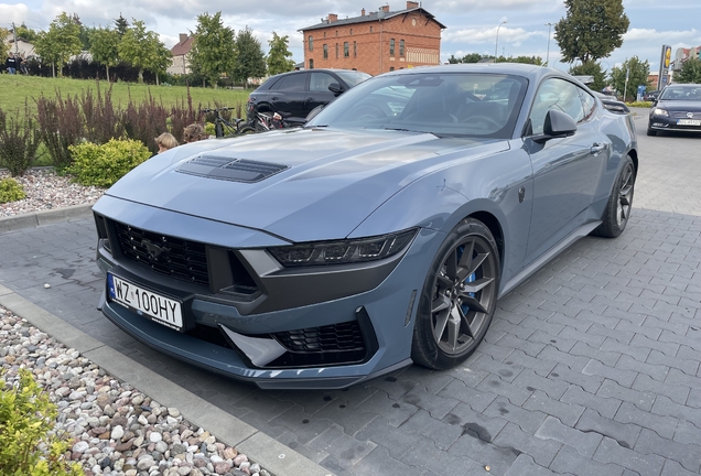 Ford Mustang Dark Horse 2024