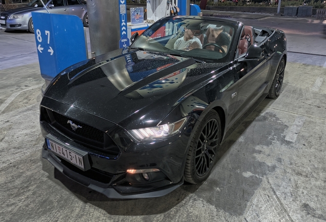 Ford Mustang GT Convertible 2015