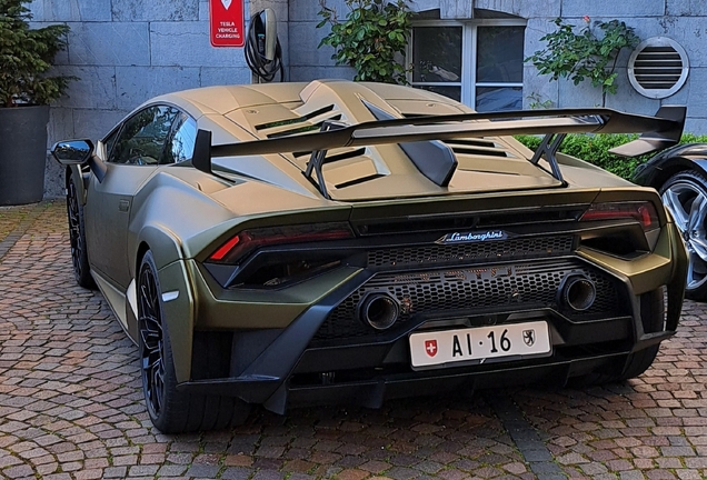 Lamborghini Huracán LP640-2 STO