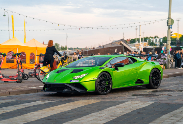 Lamborghini Huracán LP640-2 STO