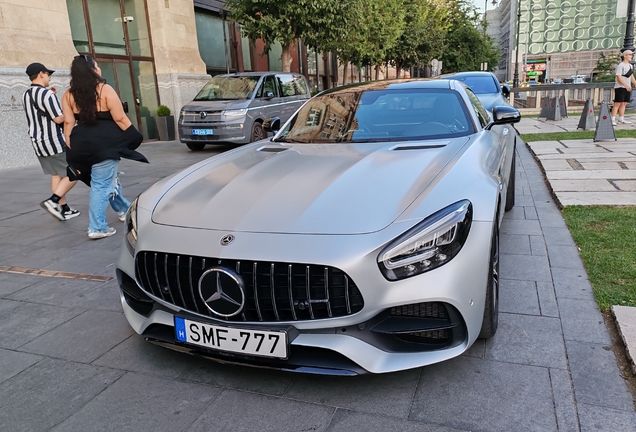 Mercedes-AMG GT C C190 2019