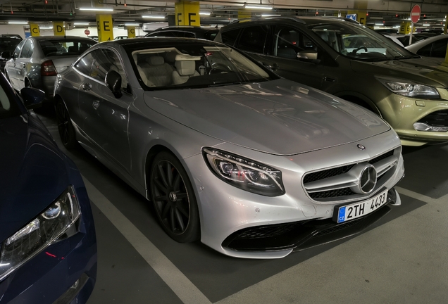 Mercedes-Benz S 63 AMG Coupé C217