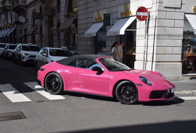 Porsche 992 Carrera 4 GTS Cabriolet