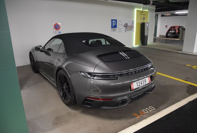 Porsche 992 Carrera 4 GTS Cabriolet