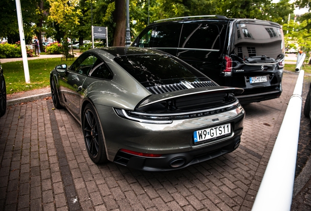 Porsche 992 Carrera GTS