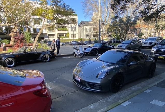 Porsche 992 Carrera GTS