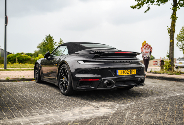 Porsche 992 Turbo S Cabriolet