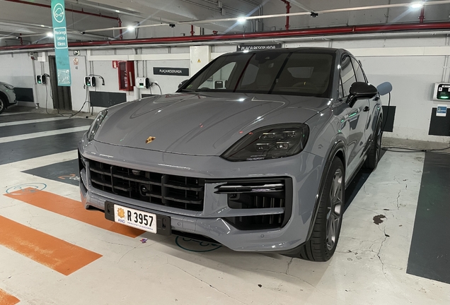 Porsche Cayenne Coupé Turbo E-Hybrid