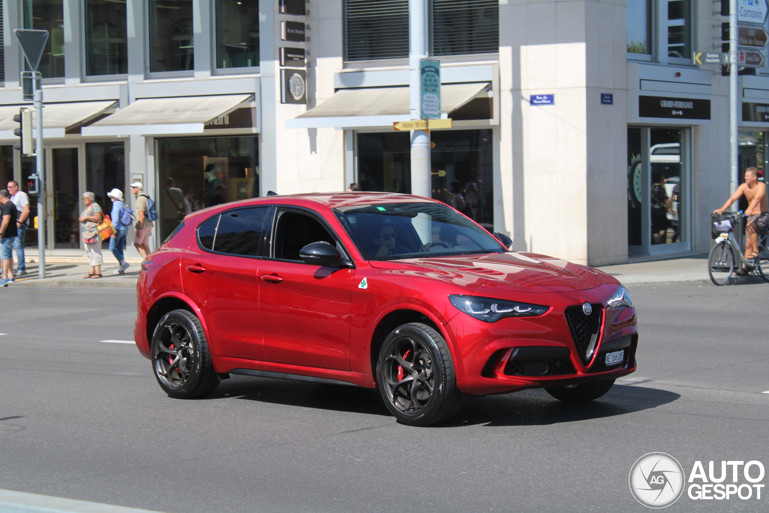 Alfa Romeo Stelvio Quadrifoglio 2023