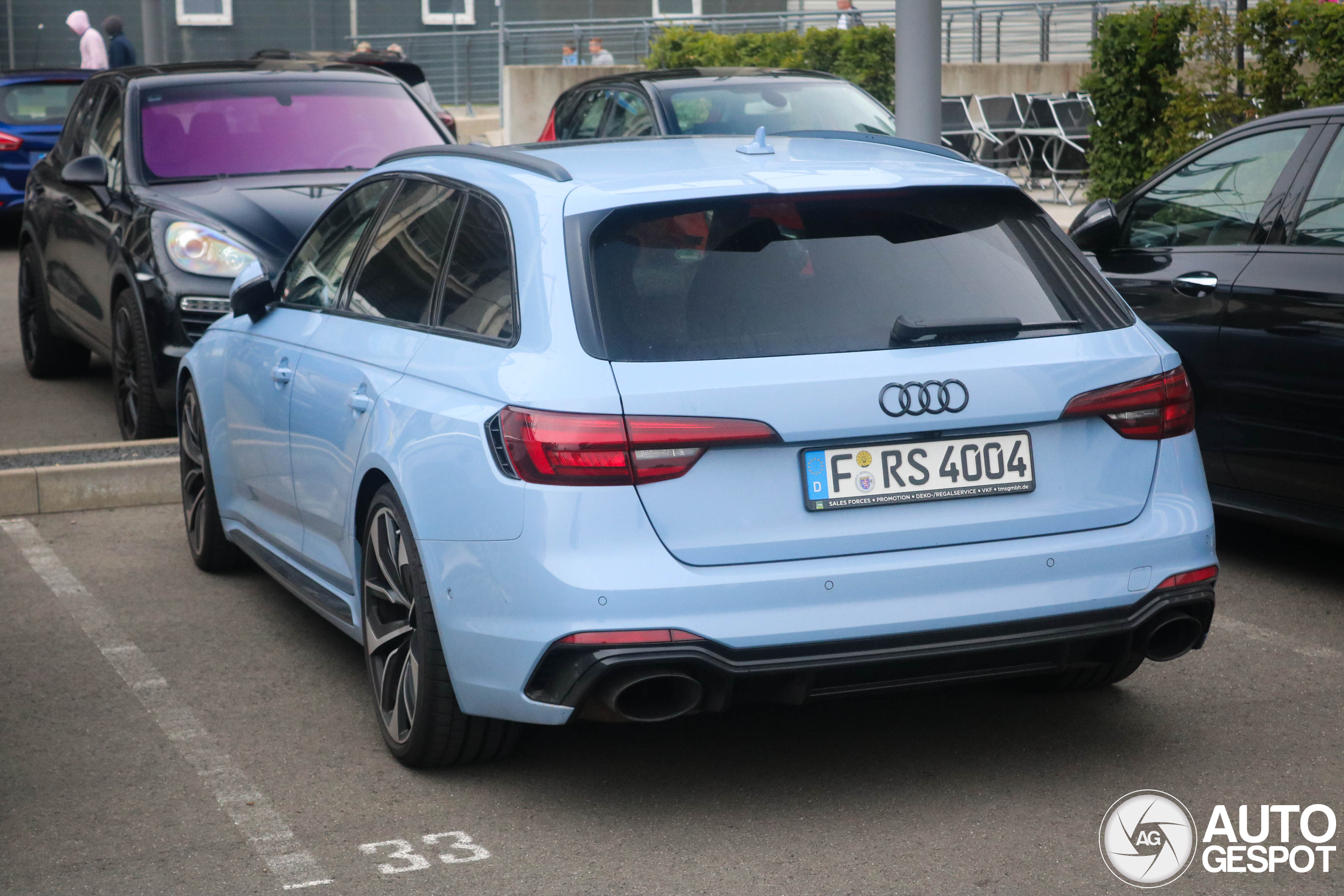 Audi RS4 Avant B9