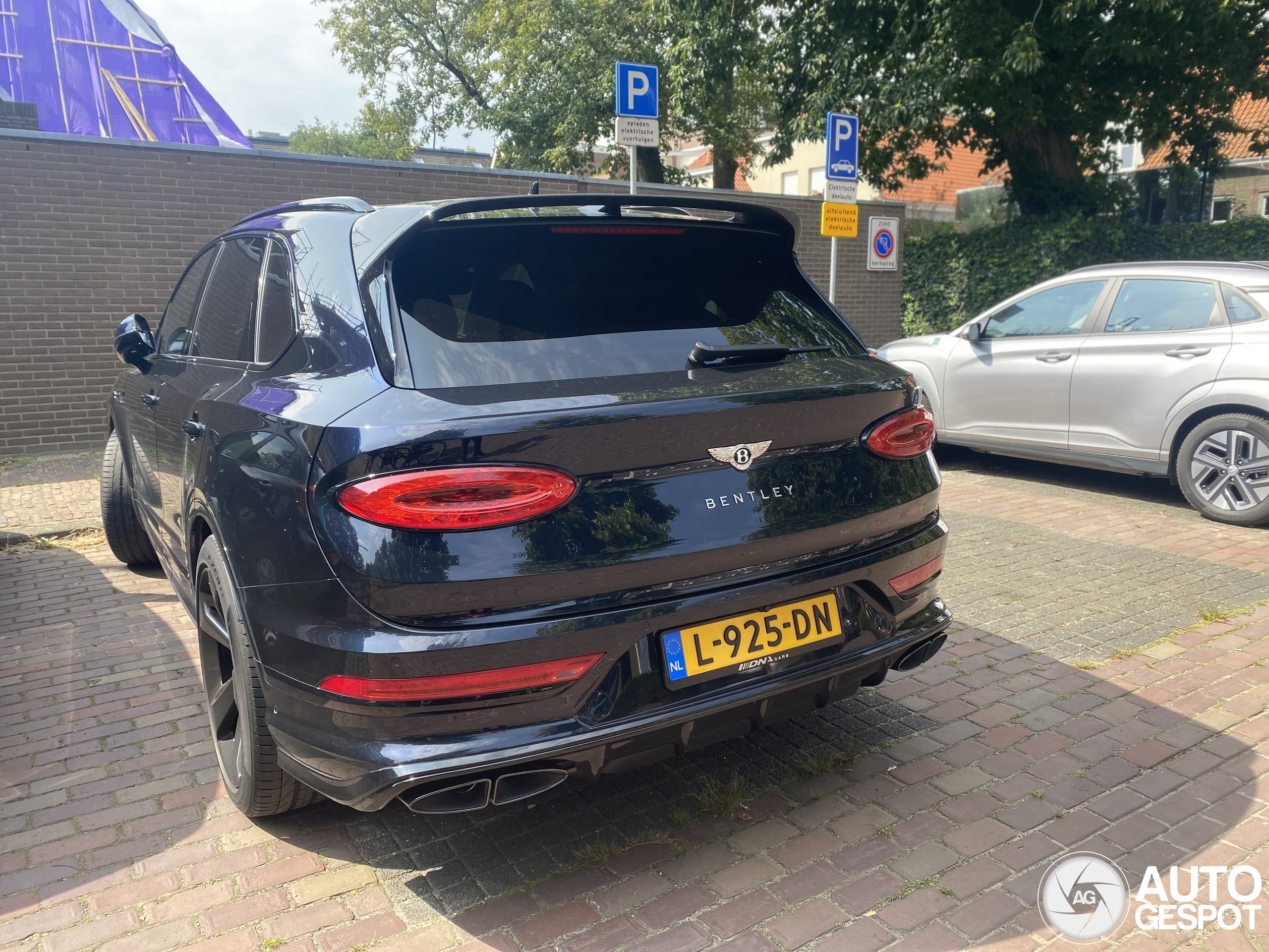 Bentley Bentayga V8 2021 First Edition