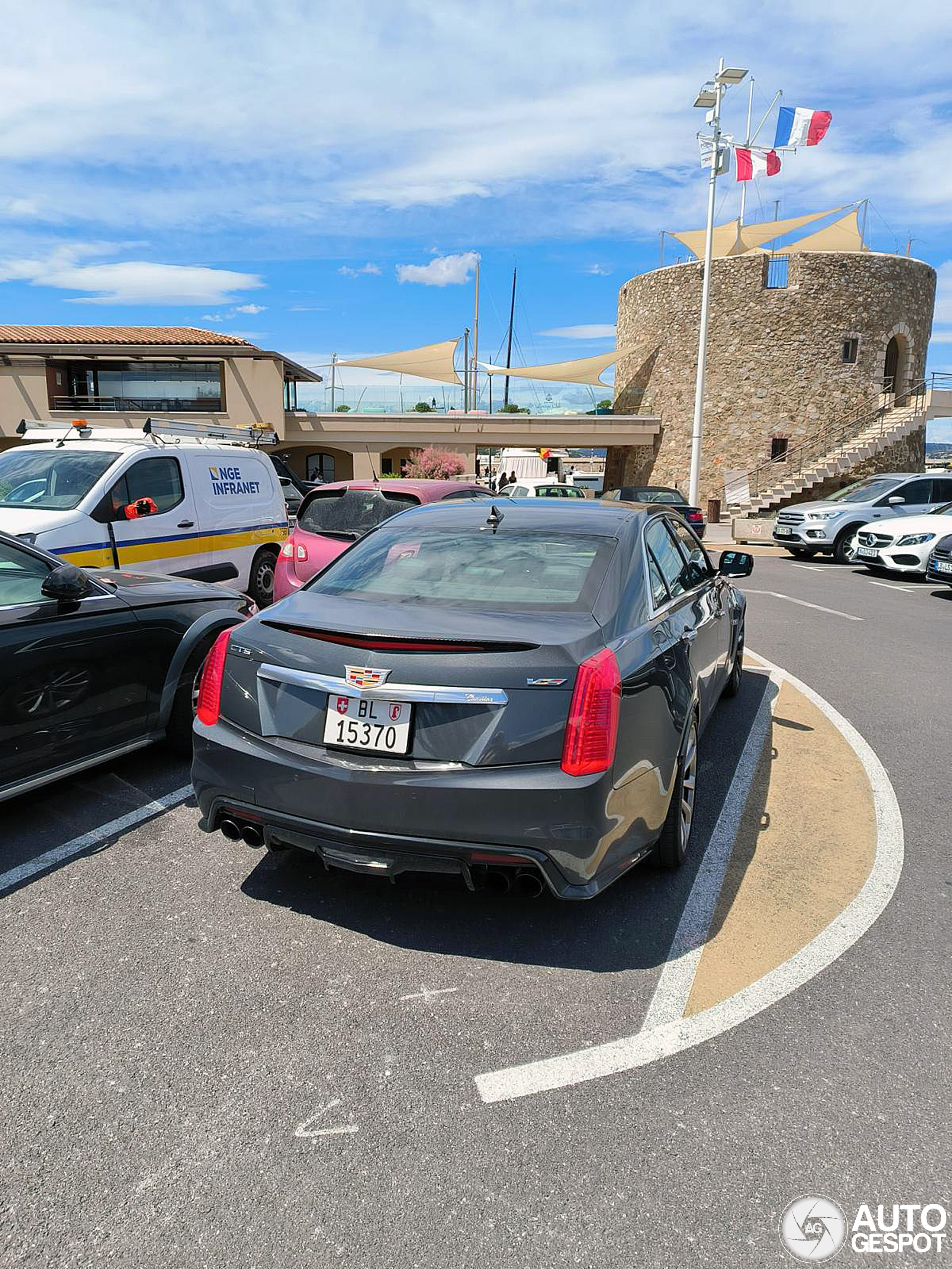 Cadillac CTS-V 2015