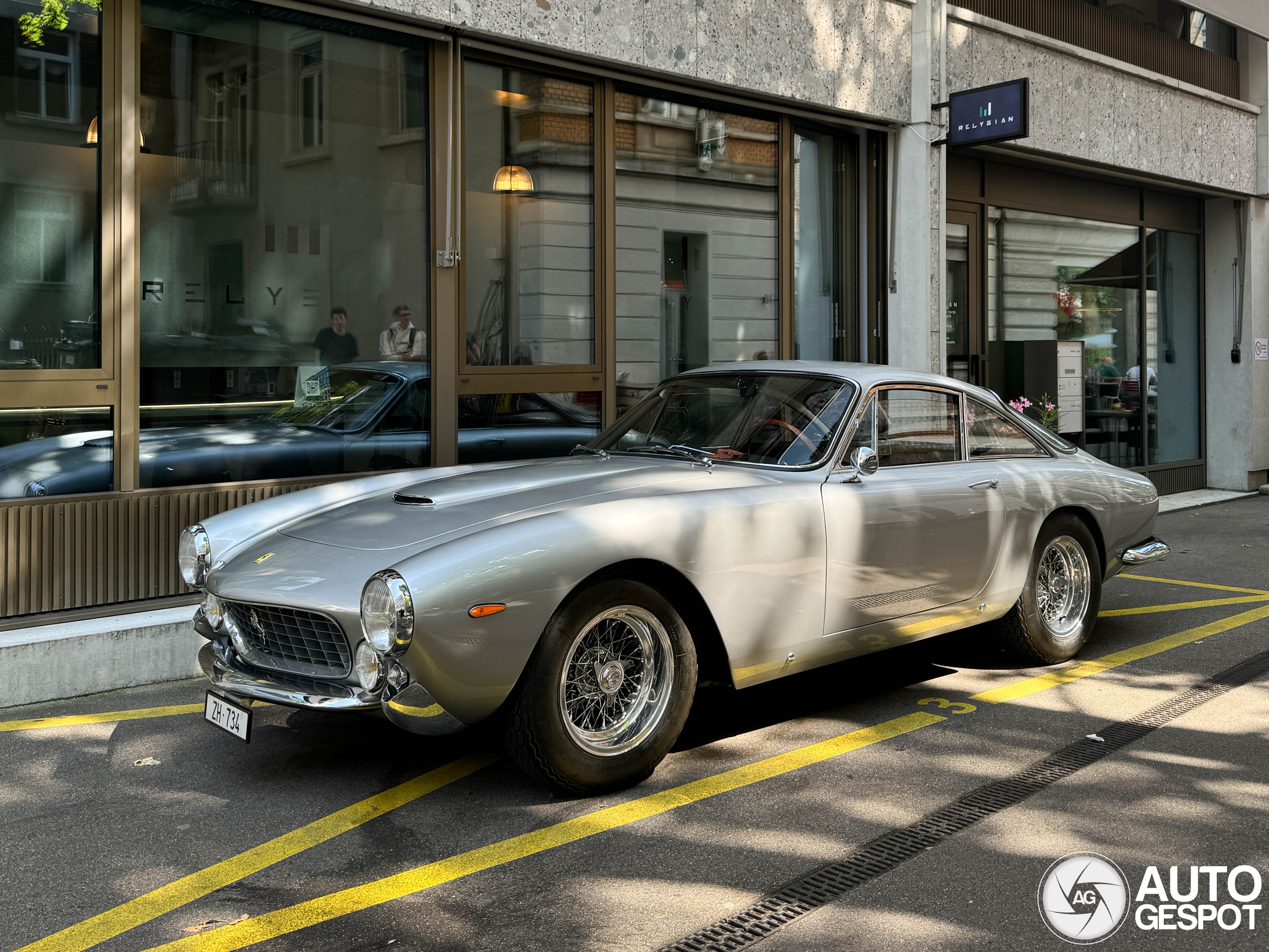 Hidden gem in Zurich: Gloss black Ferrari 365 GTB/4 Daytona