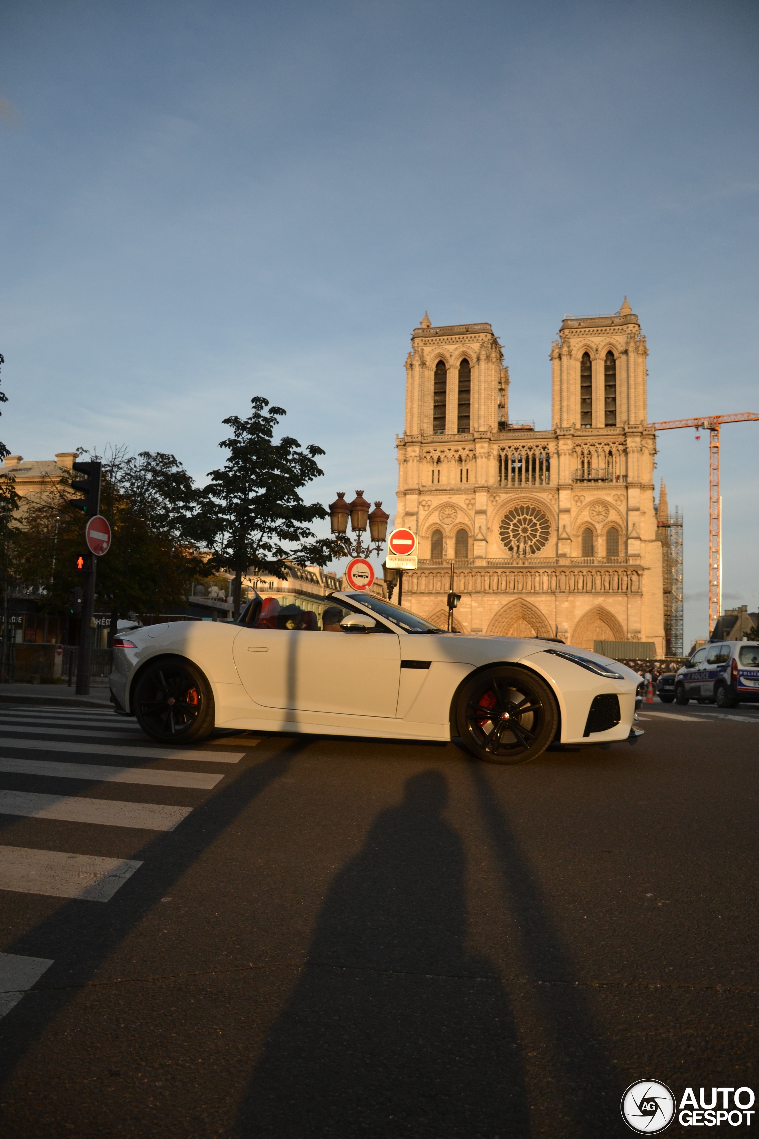 Jaguar F-TYPE SVR Convertible