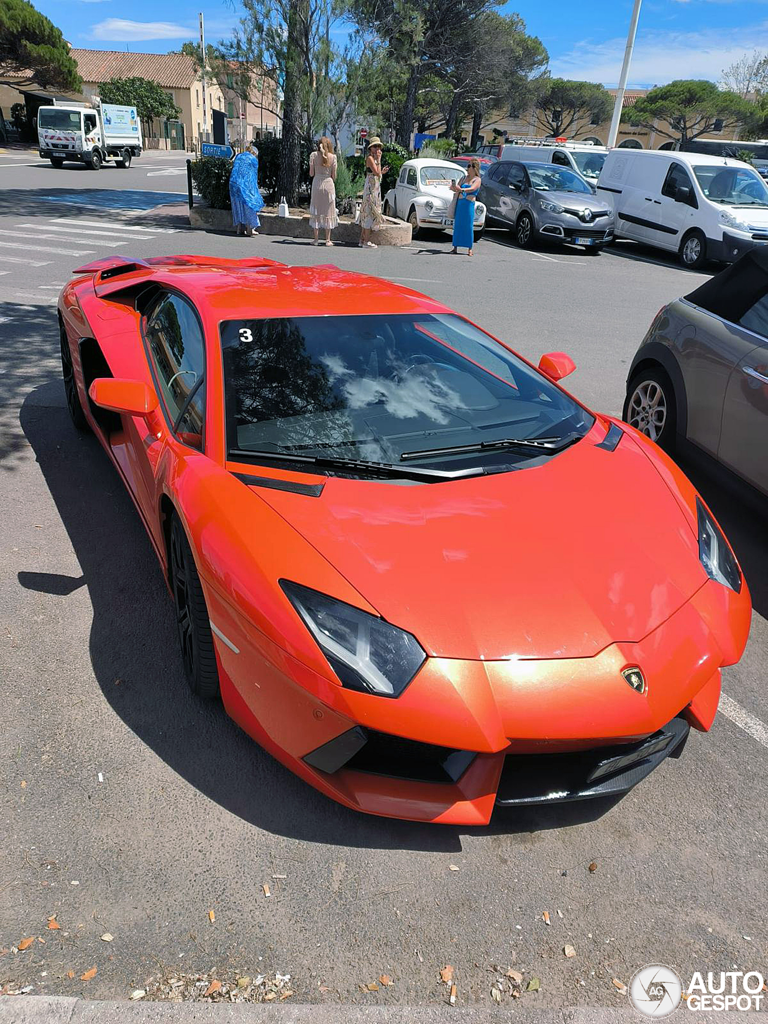 Lamborghini Aventador LP700-4