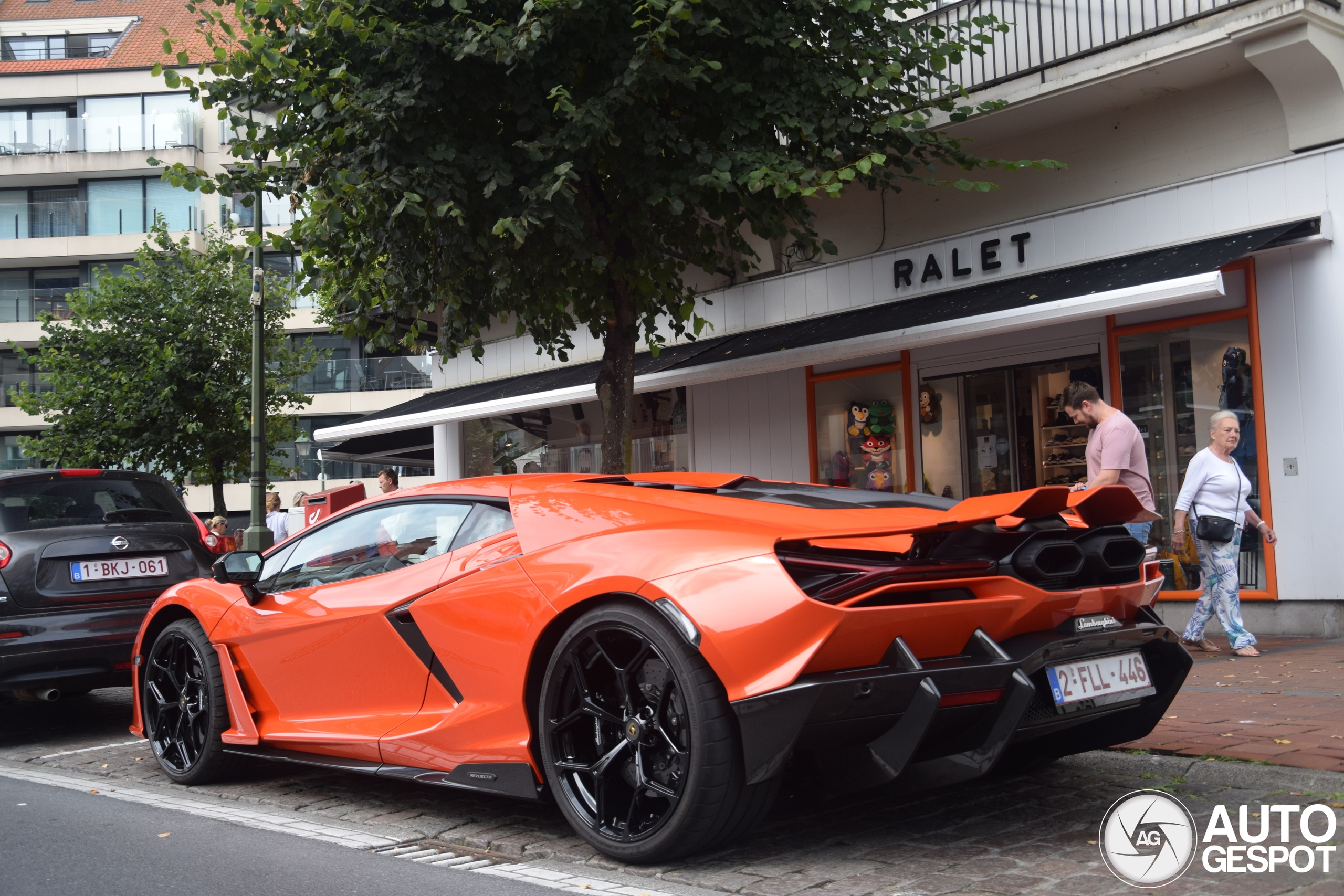 Lamborghini Revuelto