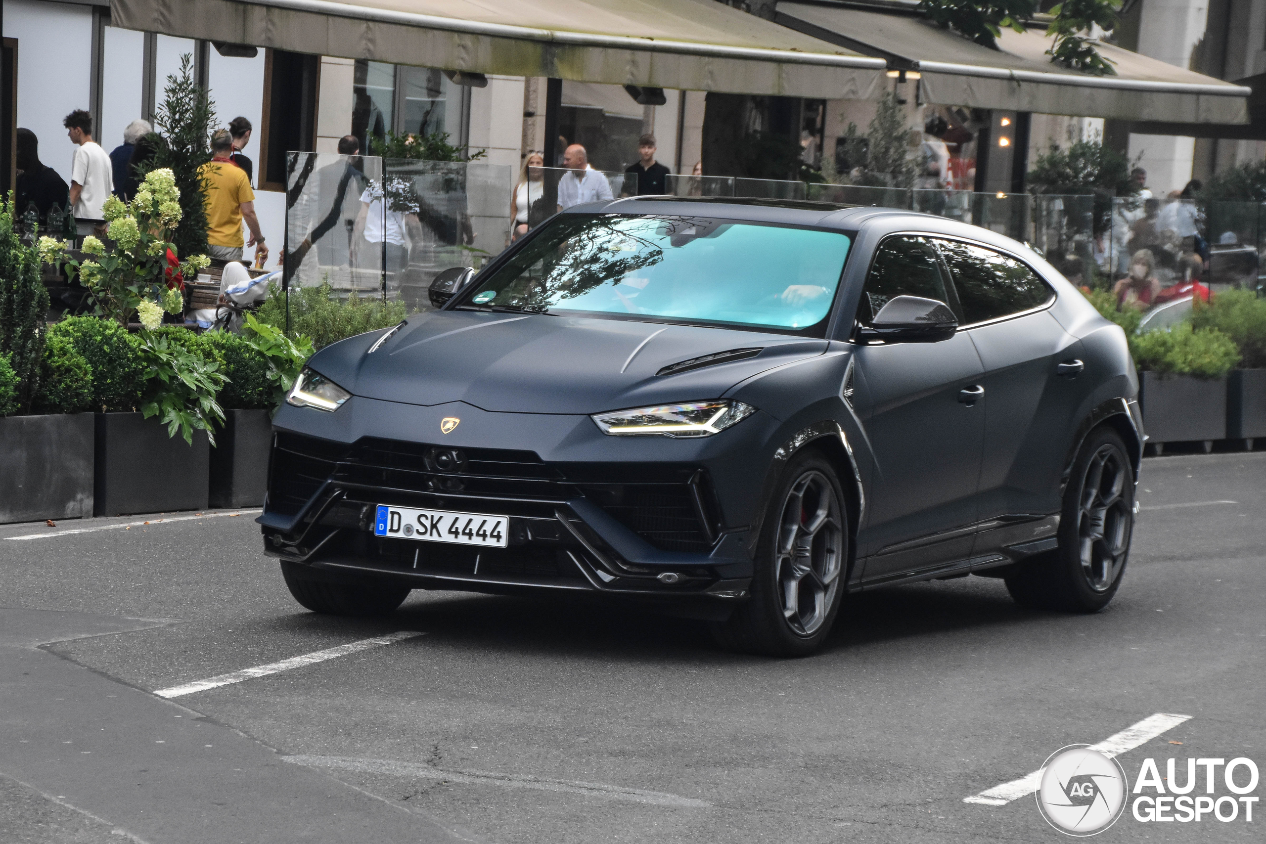 Lamborghini Urus Performante