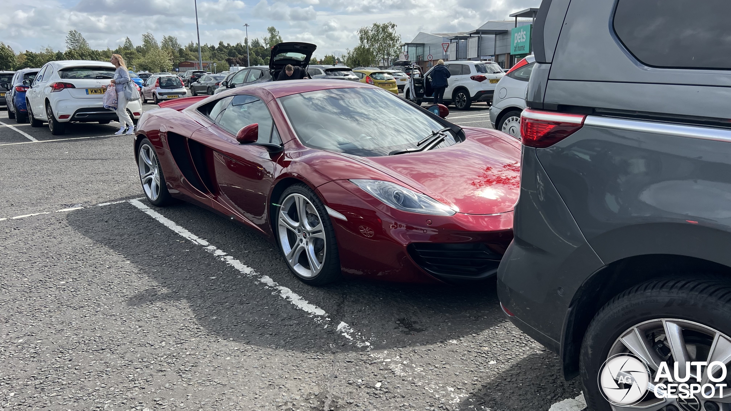 McLaren 12C