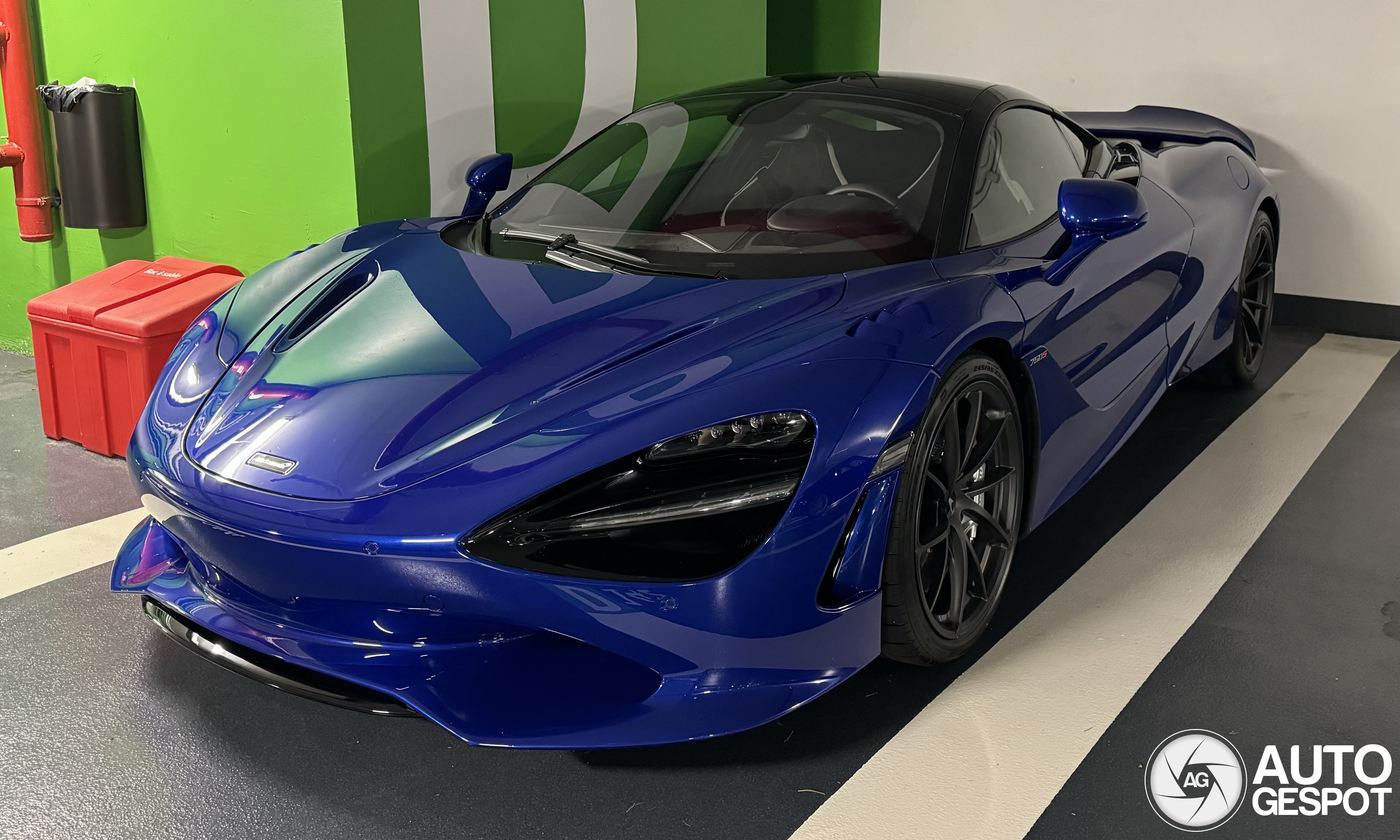 McLaren 750S