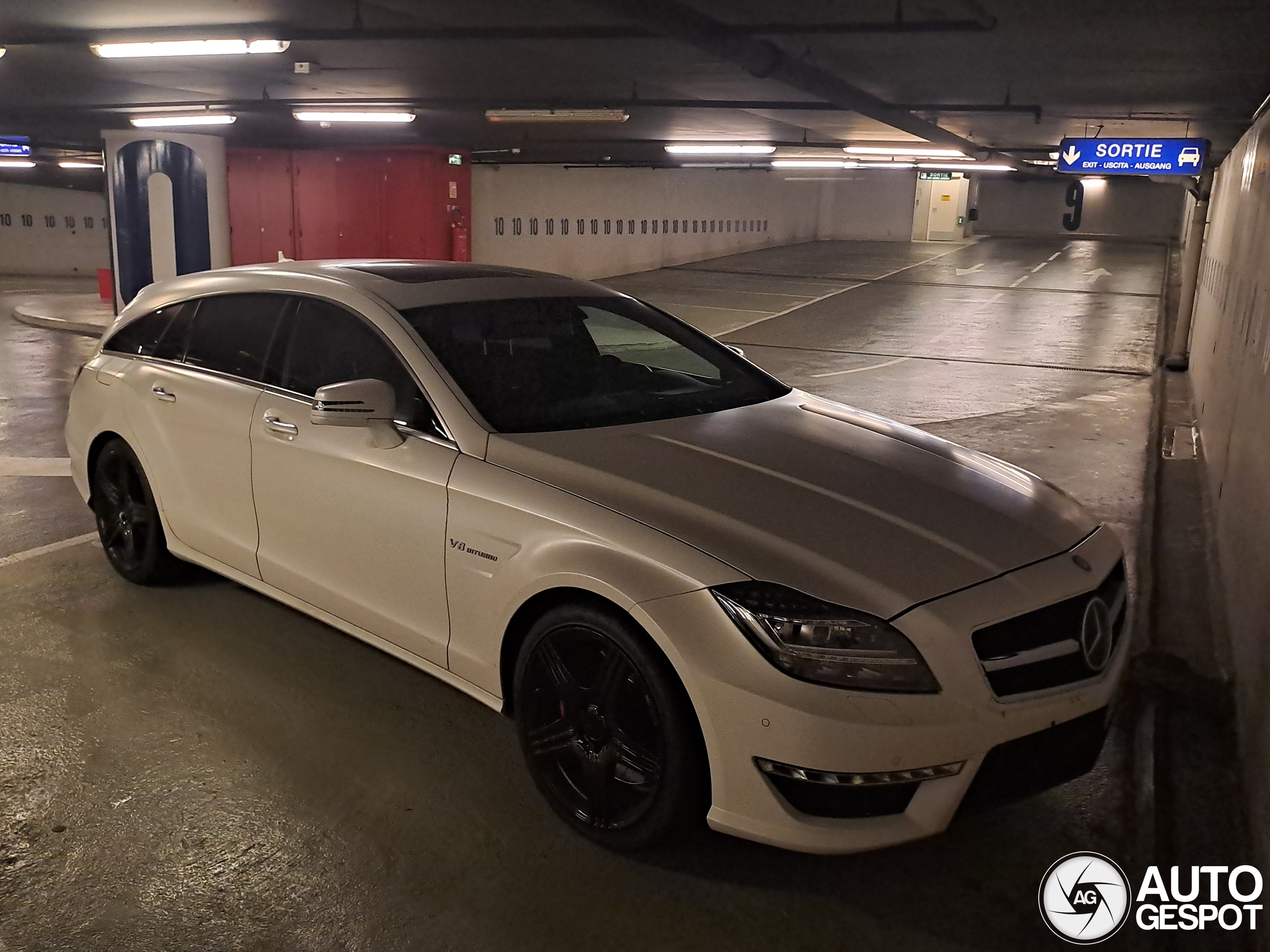 Mercedes-Benz CLS 63 AMG S X218 Shooting Brake