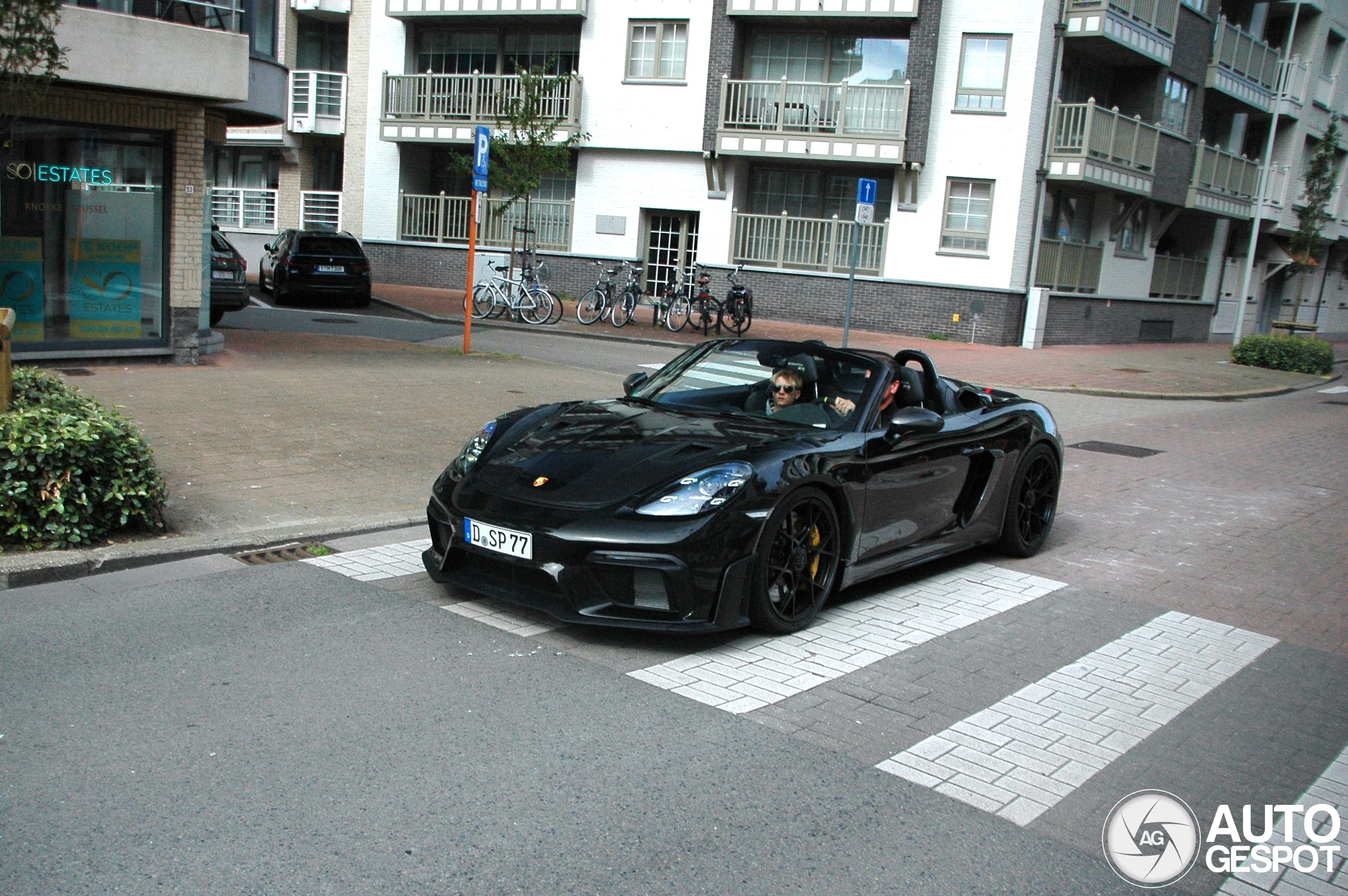 Porsche 718 Spyder RS Weissach Package