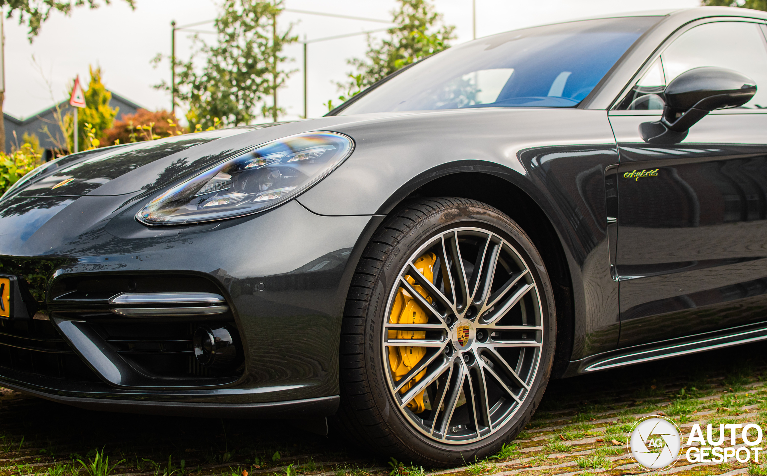 Porsche 971 Panamera Turbo S E-Hybrid