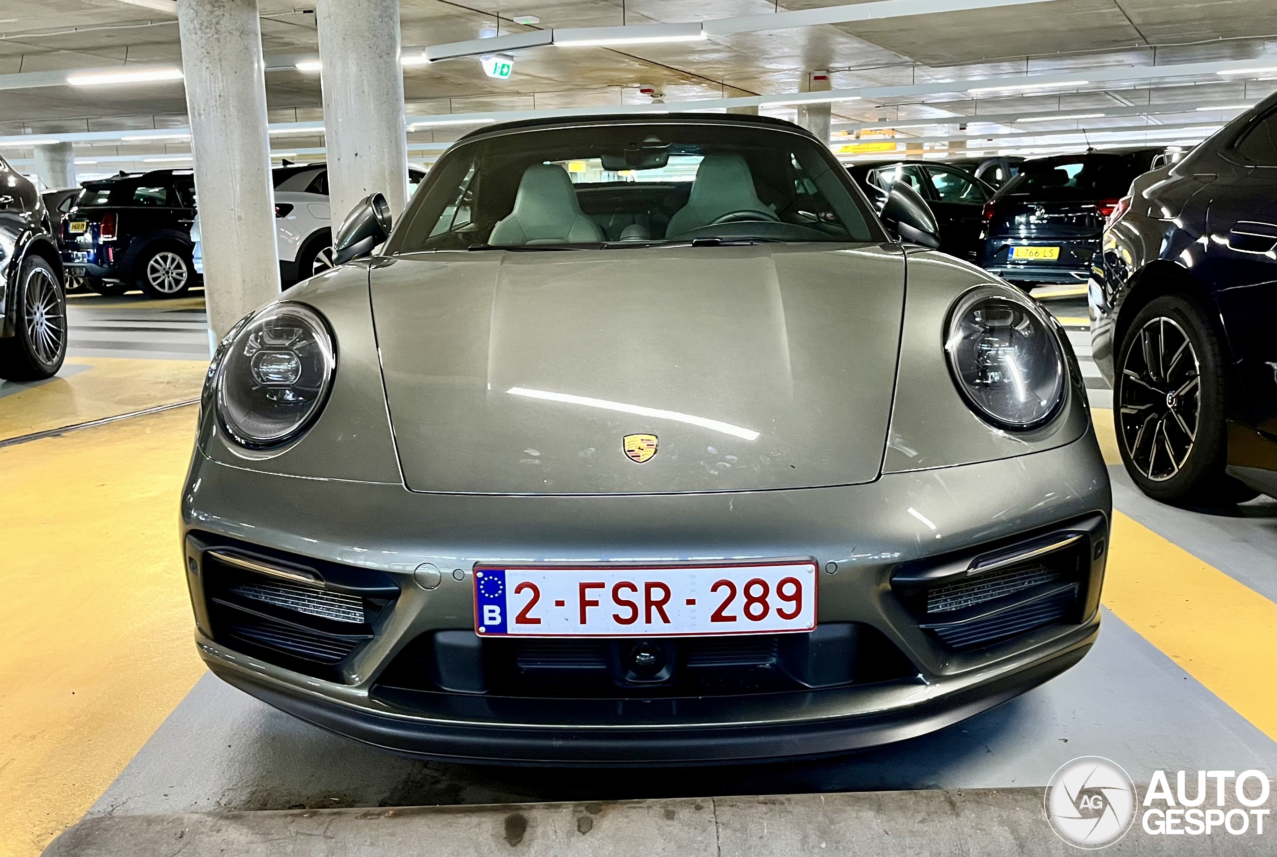 Porsche 992 Carrera GTS