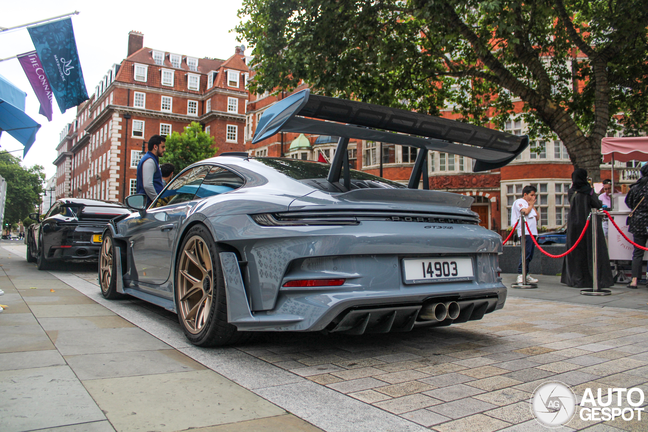 Porsche 992 GT3 RS Weissach Package