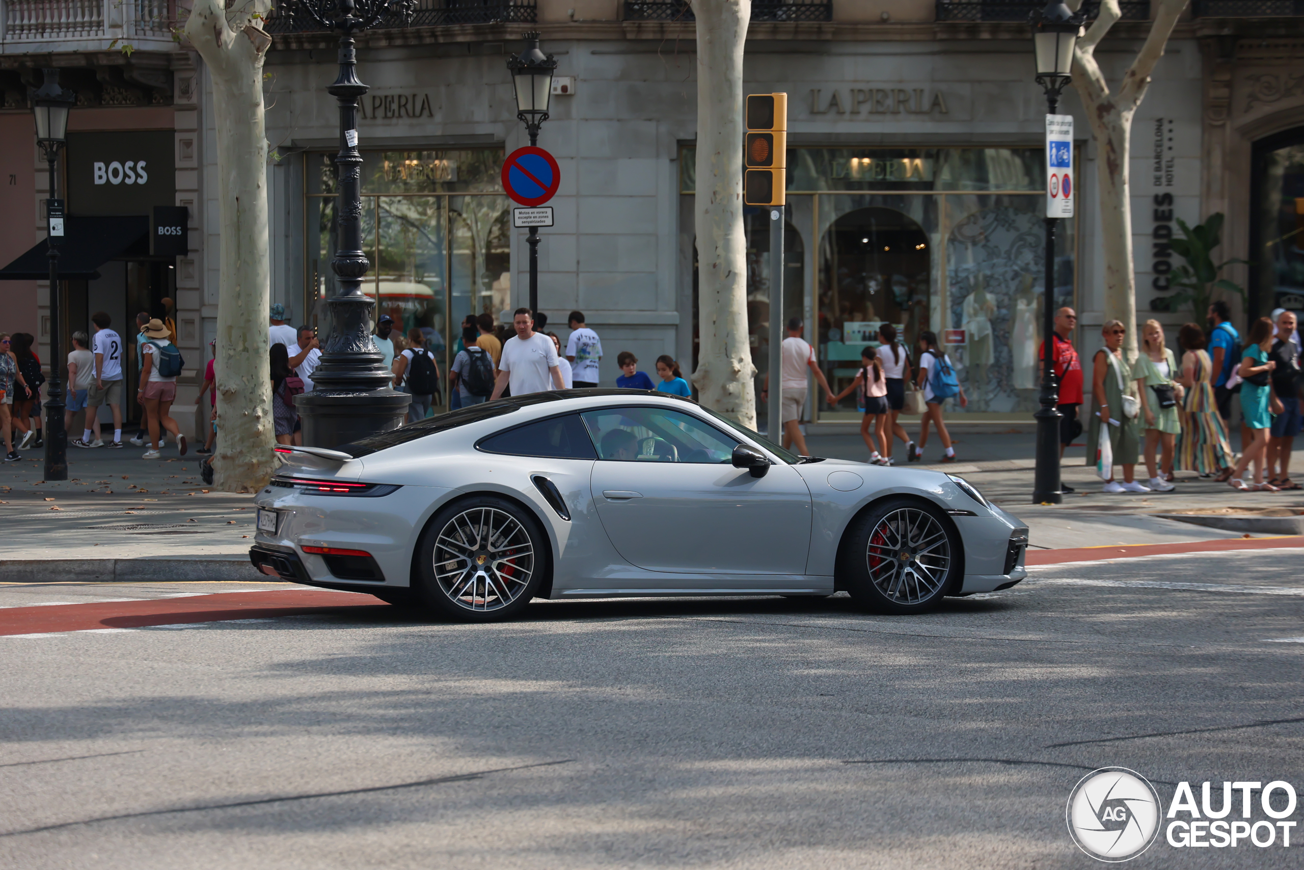 Porsche 992 Turbo