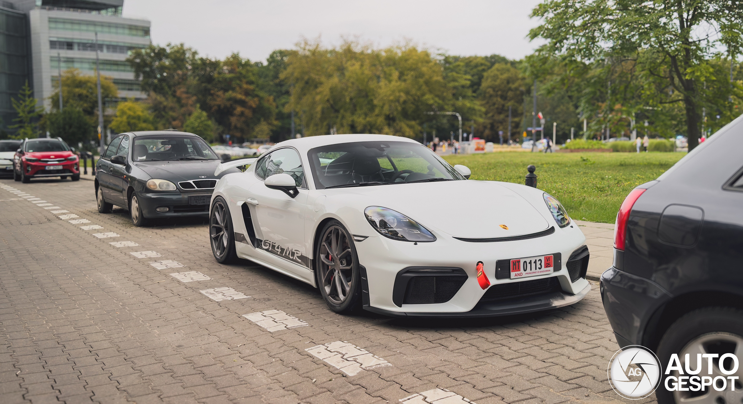 Porsche Manthey Racing 718 Cayman GT4