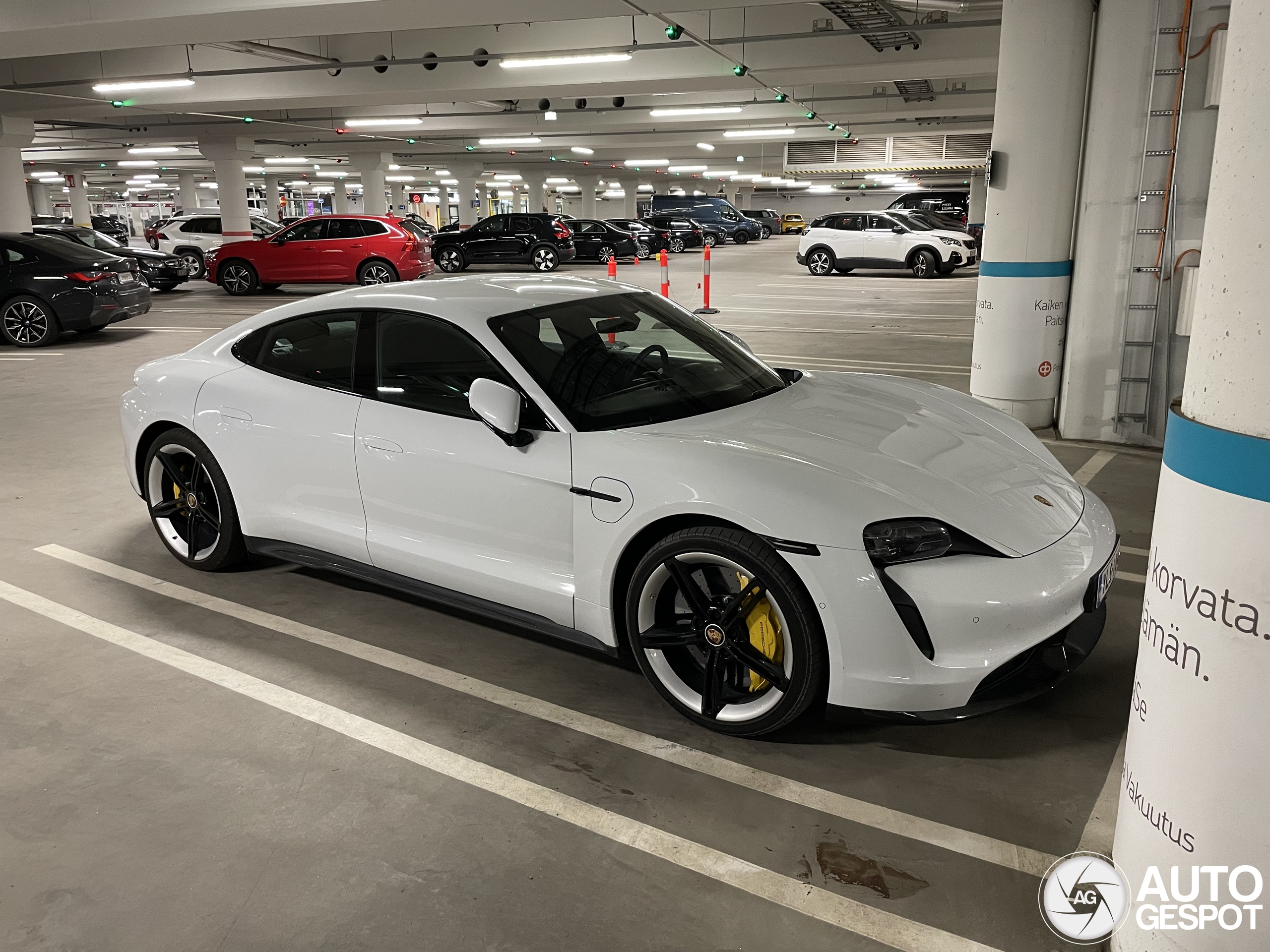 Porsche Taycan Turbo S