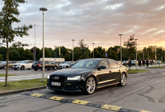 Audi S8 D4 Plus 2016