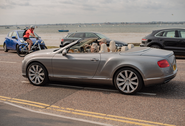 Bentley Continental GTC 2012