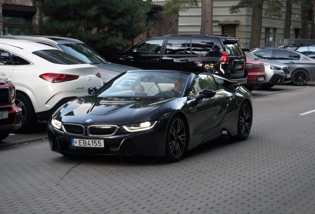 BMW i8 Roadster