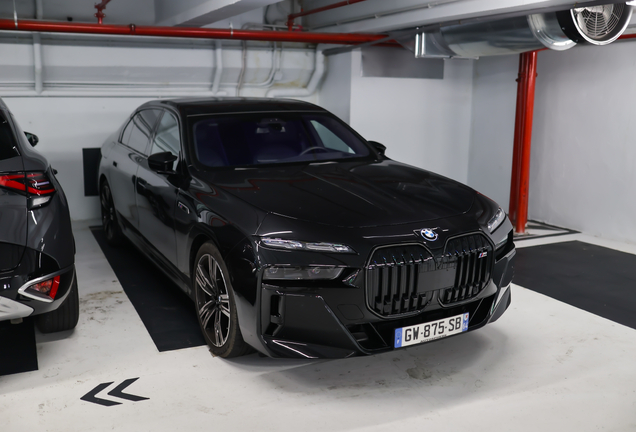 BMW M760e xDrive