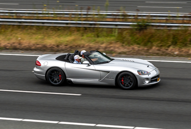 Dodge Viper SRT-10 Roadster 2003