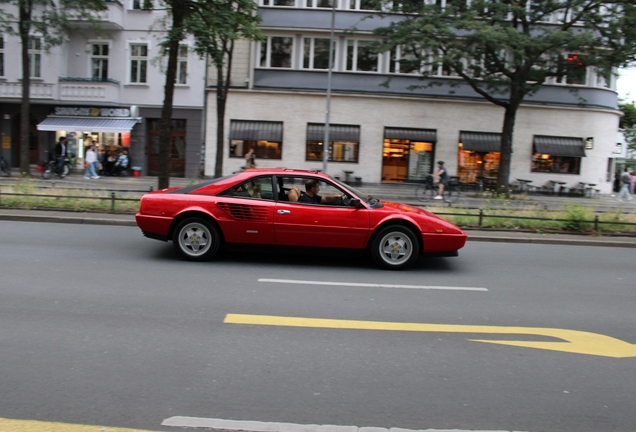 Ferrari Mondial 3.2